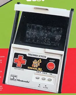 Electronic Plastic Video game - Nintendo
