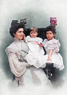 Mafalda: Elena, Queen of Italy