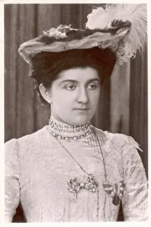 Emmanuele: ELENA, QUEEN OF ITALY