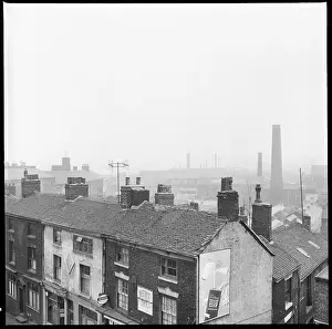 Deste: An elevated view from a window of the George Hotel