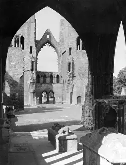 1270: ELGIN CATHEDRAL CLOISTER