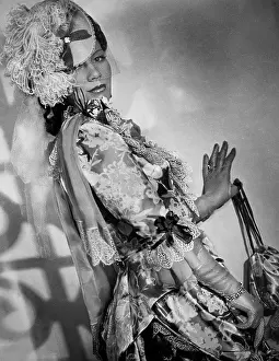 Gustaf: Elisabeth Flickenschildt in The False Step, 1939