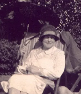 Elizabeth Annie Travis
