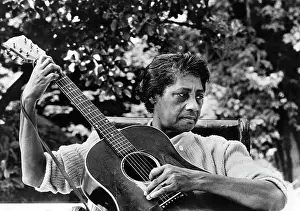 Cotten: Elizabeth Cotten - music