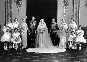 Konigin: Elizabeth II at a wedding, 1935