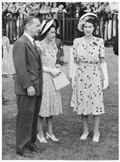 Jean Hoile Collection: ELIZABETH & MARGARET