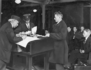 Immigrant: Ellis Island, 1927