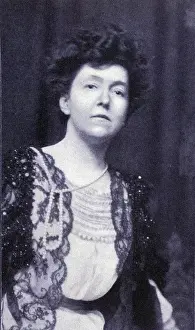 Reacted: Elsie de Wolfe (1865-1950), actress and ?
