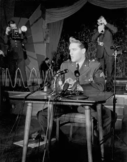 Wehrdienst: Elvis Presley is stationed in Germany