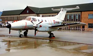 Navale: Embraer EMB-121 Xingu 85