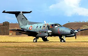 Ecole: Embraer EMB-121AA Xingu 083 / ZE