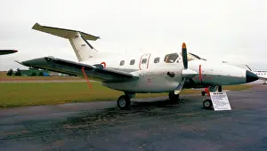 Ecole: Embraer EMB-121AA Xingu 092 / YL