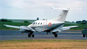 Ecole: Embraer EMB-121AA Xingu 103 / YT