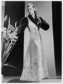 Profusely: Embroidery - Fur Coat