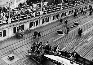 Demographics: Emigrants boarding, 1930
