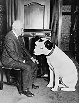 Nipper: Emil Berliner with Nipper, 1927