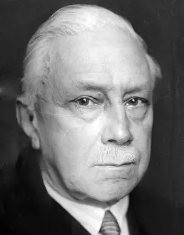 Nikolaus: Emil Nikolaus von Reznicek