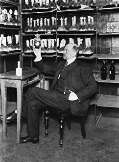 Behring: Emil von Behring in his laboratory