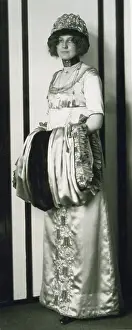 Floege: Emilie Floge in her fashion store