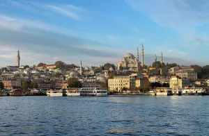 Bosphorus: Eminonu, Istanbul, Turkey