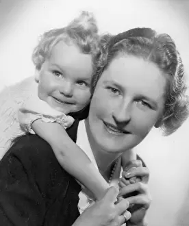 Edda: Emmy and Edda Goering, 1940