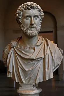 Titus: Emperor Antonius Pius (138-161 AD). Bust