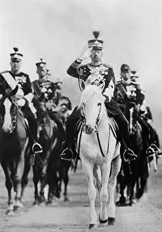 Shirayuki: Emperor Hirohito at a parade in his 36th birthday, 193