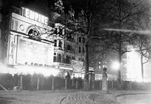 Photo Union Collection: Empire, Leicester Square