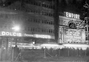 Photo Union Collection: Empire, Leicester Square