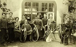 Saddlery: Employee of an saddlery in Vienna - About