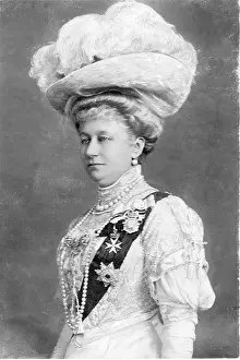 Viktoria: Empress Augusta Victoria, 1907