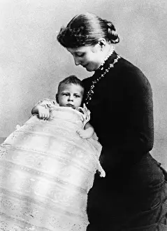 Hereditary: Empress Augusta Victoria with her son, 1882