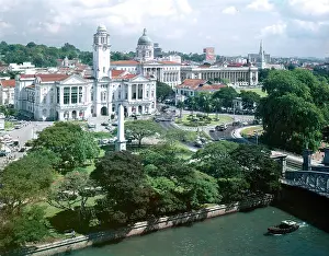 Obelisk: Empress Place Building, Singapore