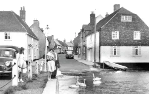 Emsworth: Emsworth, South Street 1957