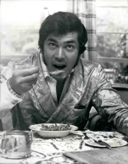 Holdings: Engelbert Humperdinck with breakfast cereal