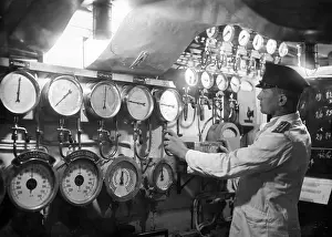 Vacuum: Engine control stand of a light cruiser
