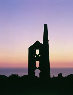 Carn: Engine house at Carn Galver tin mine, Cornwall
