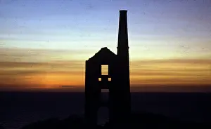 Carn: Engine house at Carn Galver tin mine, Cornwall