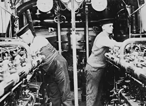 Fireboats: Engine room of LFB fireboat Massey Shaw