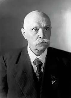 Paton: Engineer Y. Paton