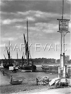 Orwell: ENGLAND/PIN MILL