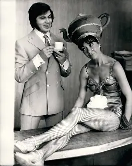 Strippers: Englebert Humperdinck in Tea for Two scene for TV show