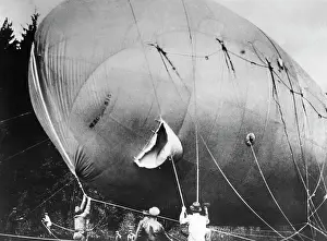 Loose: English barrage balloons, 1940