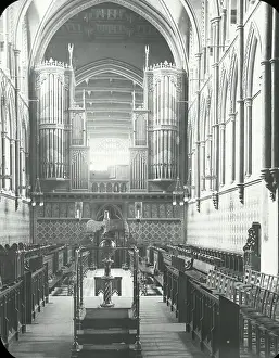 Continuously: English Cathedrals - The Choir - Rochester