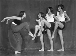 Krull: ENGLISH DANCE SCHOOL