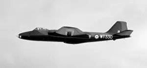 Akrotiri: English electric Canberra B I.8 WT330