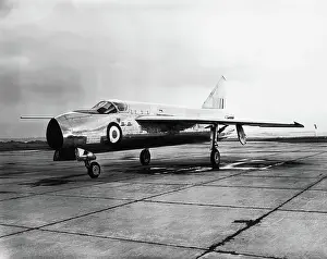 Mid Wing: English Electric Lightning P-1A
