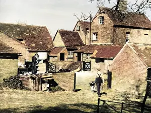 Incolourisedpic: ENGLISH FARMYARD