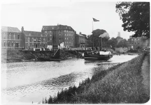 Witham: English River Paddle Steamer
