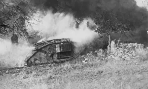 Weltkrieg: English tank attacking in the First World War